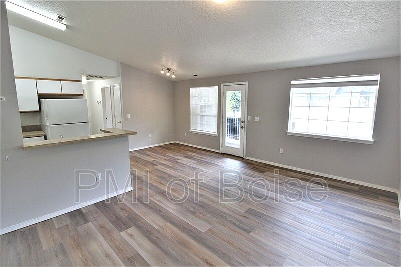1st image of 2207 S Stephen Ave APT 202