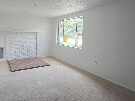 3rd image of 8407 Mill Creek Ln