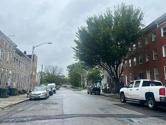 5th image of 311 S Calhoun St