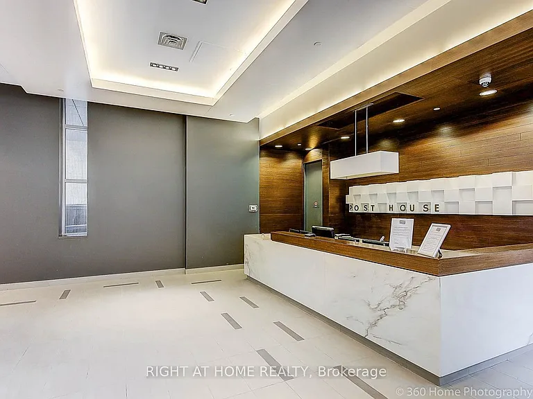 105 George St #312 — Photo 29