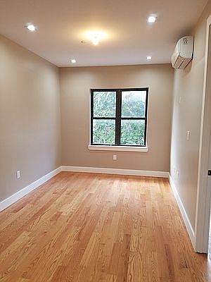 2nd image of 1087 Gates Ave APT 2F