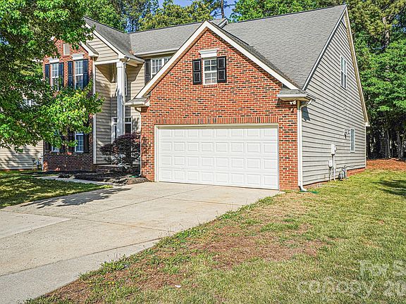 3rd image of 6817 Reedy Creek Rd