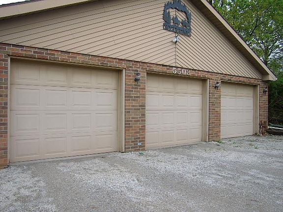 2nd image of 5508 S 40th St
