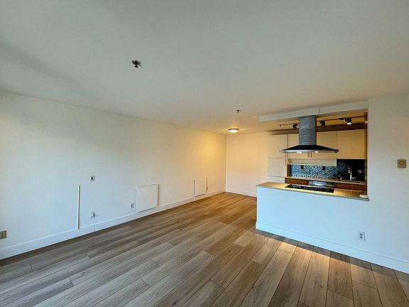 5th image of 500 5th Ave W Unit 506