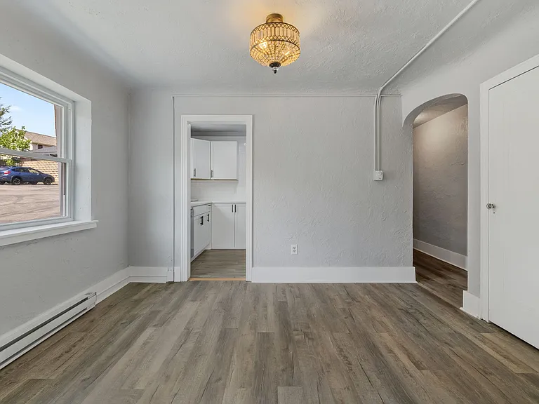270 Beverly Rd #4 — Photo 7