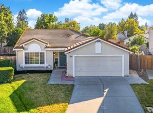 7004 Paloma Blanca Ct, Elk Grove, CA