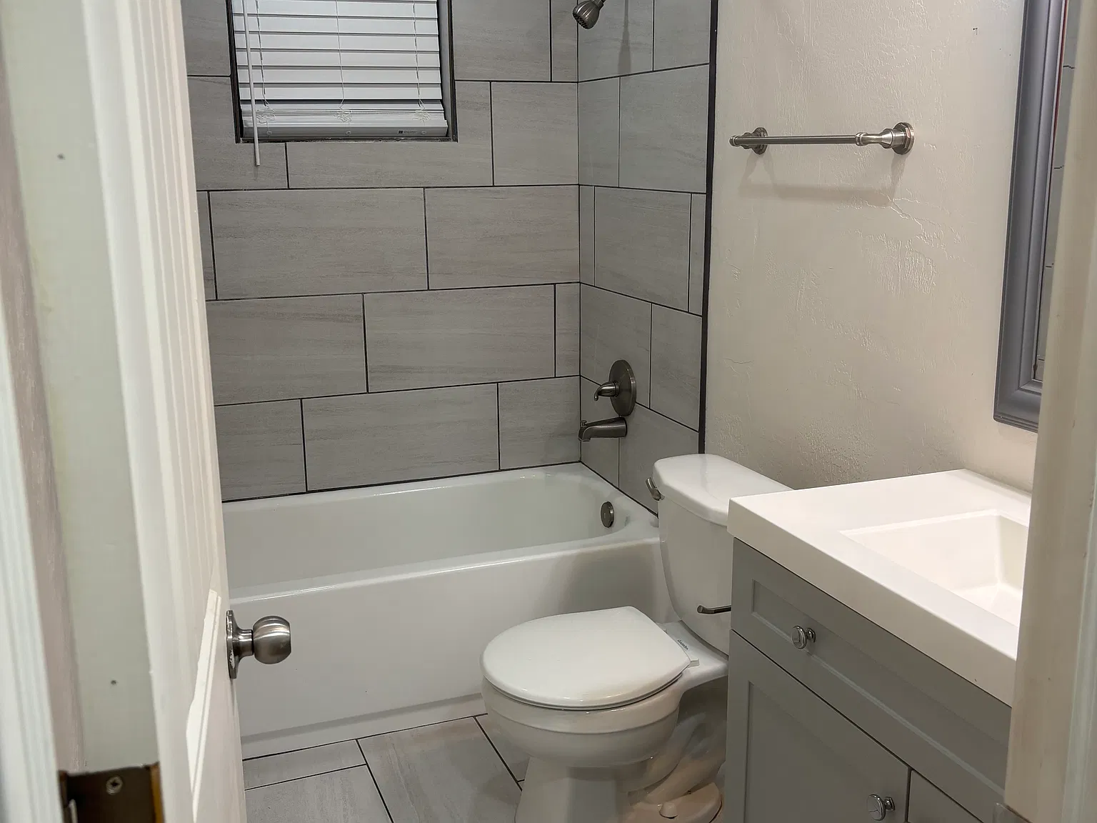 2 bed, 680 sqft, $1,450 — Photo 2