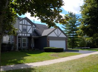 6008 Golfview Dr, Gurnee, IL