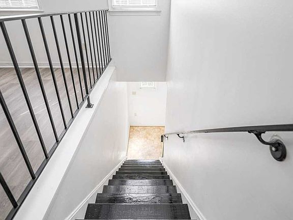 5th image of 1706 Taft Pl APT B