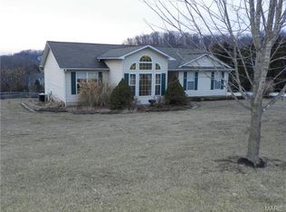 17025 Lanes End, Dixon, MO 65459