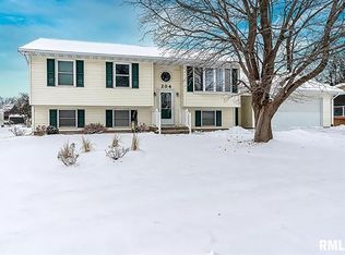 204 Baker St, Fulton, IL 61252