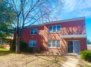 16 Wadsworth St, East Hartford, CT 06118