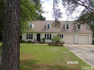 5925 Burt Rd, Fuquay Varina, NC 27526