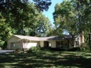 32474 N Forest Dr, Grayslake, IL 60030