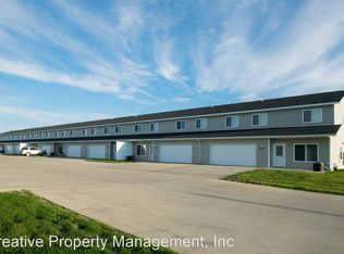 2104 Landmark Cir NW, Minot, ND 58703