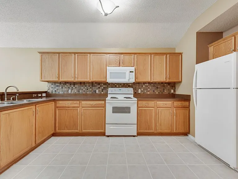9909 Coolidge Dr — Photo 11