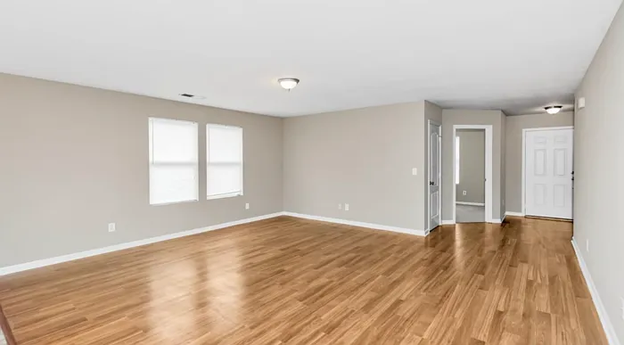 3 bed, 2.0 bath, 1706 sqft, $1,595 — Photo 4