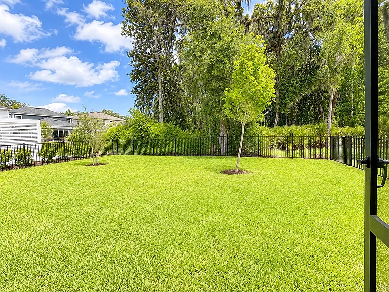57 Birch Point — Photo 28