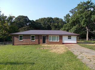 85 Tennessee Ave, Temple, GA 30179