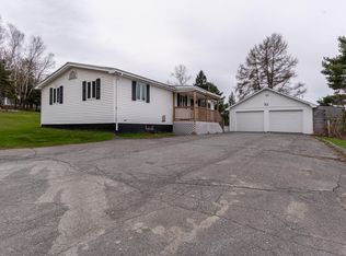 41 1st Ave, Fort Kent, ME 04743