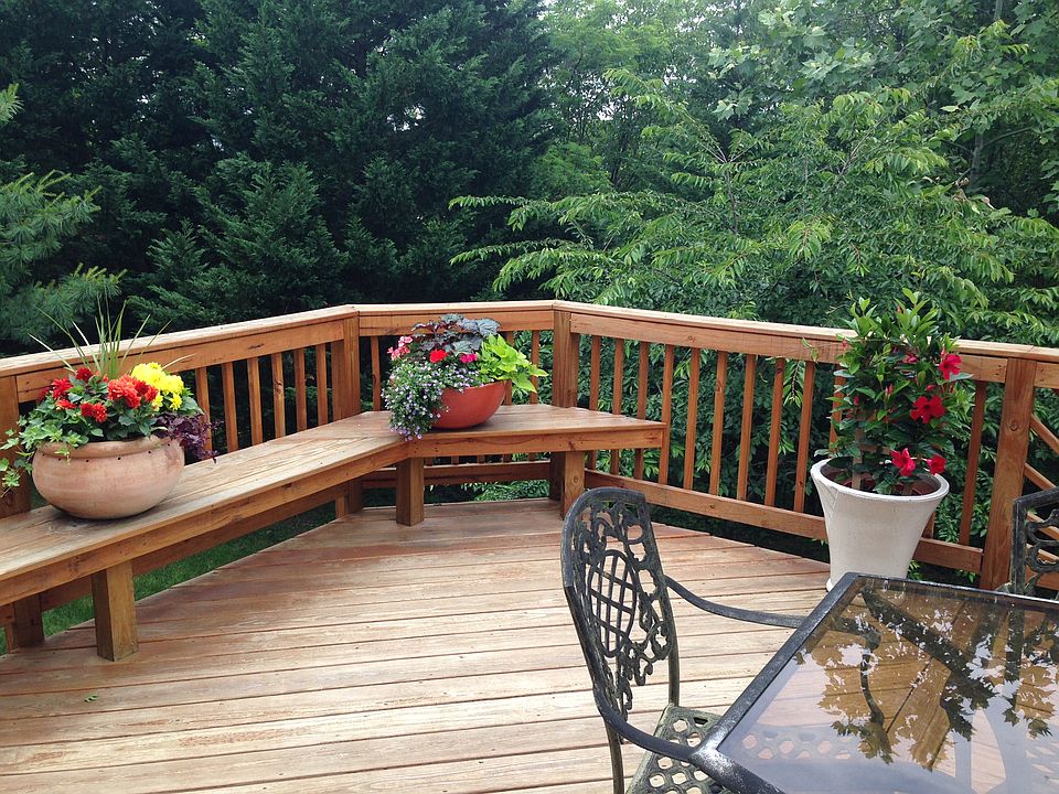 Main Deck off kitchen over l