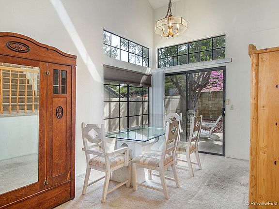 4th image of 1328 Clear Crest Cir