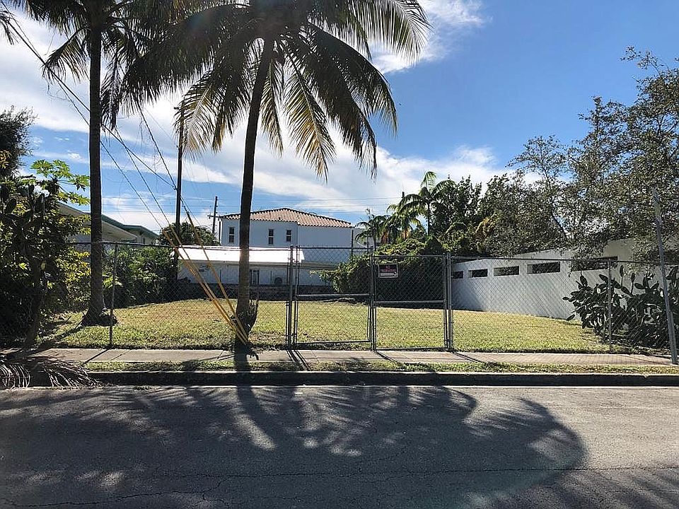 1st image of 630 NE 62nd St