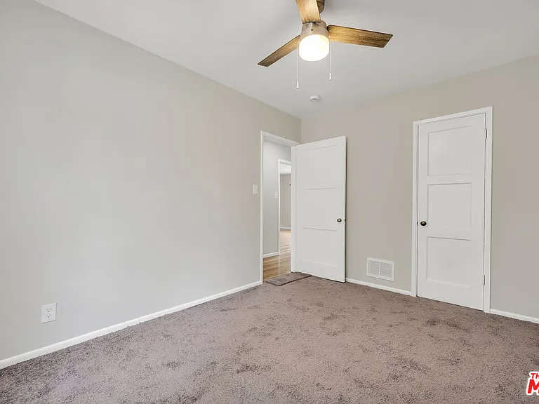 4086 Abourne Rd #A — Photo 25