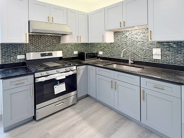 4357 S Whipple St #1 — Photo 9