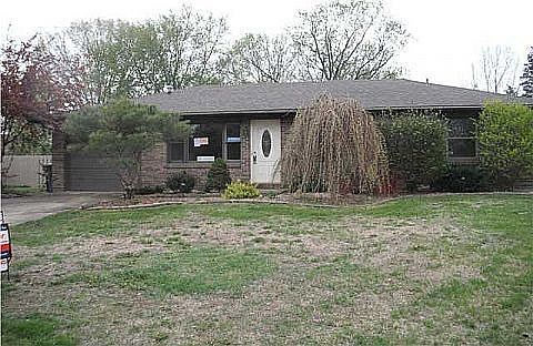 1st image of 1065 Holly Dr
