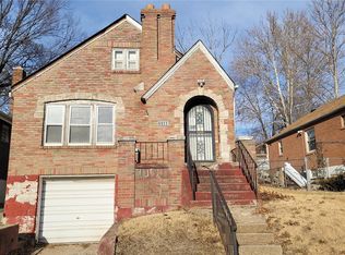6933 Edison Ave, Saint Louis, MO 63121