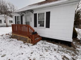 8640 Chalmers Ave, Warren, MI 48089