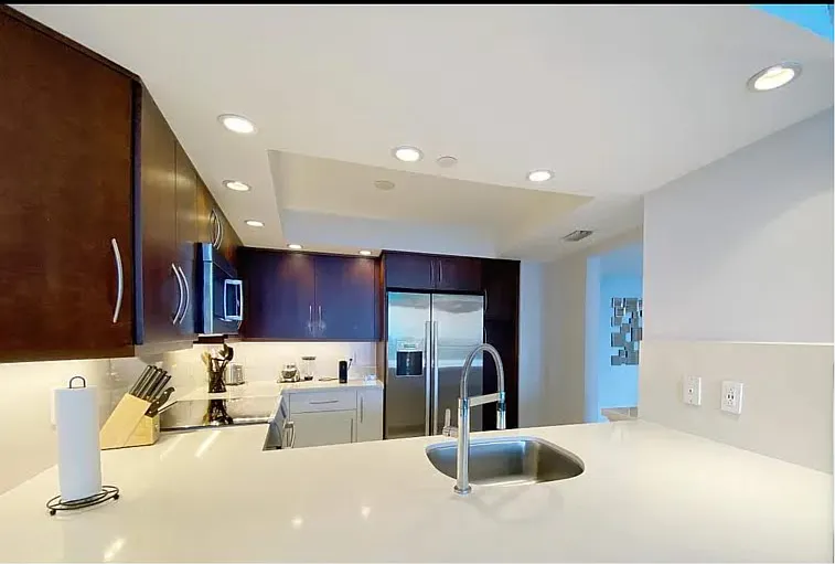3000 N Ocean Dr — Photo 2