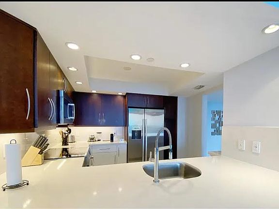 2nd image of 3000 N Ocean Dr