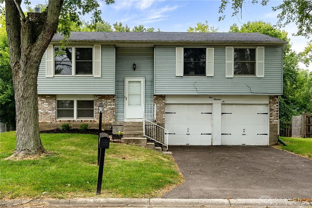 106 Waldwick Farm Cir photo 1