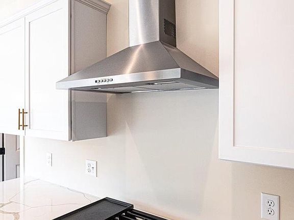 3rd image of 184 Ore Bank Rd