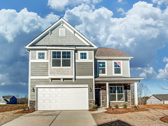 These photos are representative of this floor plan, but all options may not be available in every co