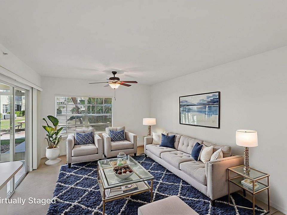 9-web-or-mls-unit 5- 008 virtually staged_10222025