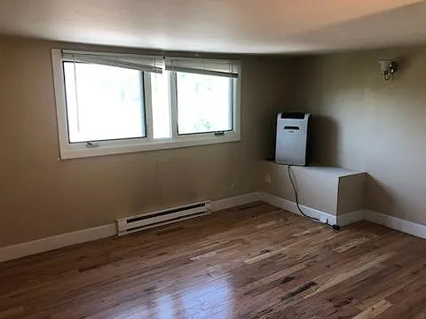 905 E 200 S #3 — Photo 1