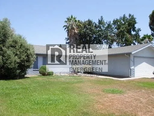1670 W Terry Ct