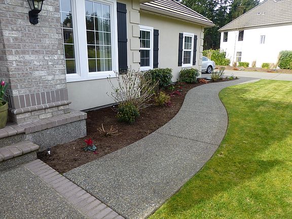 Front sidewalk to driveway
