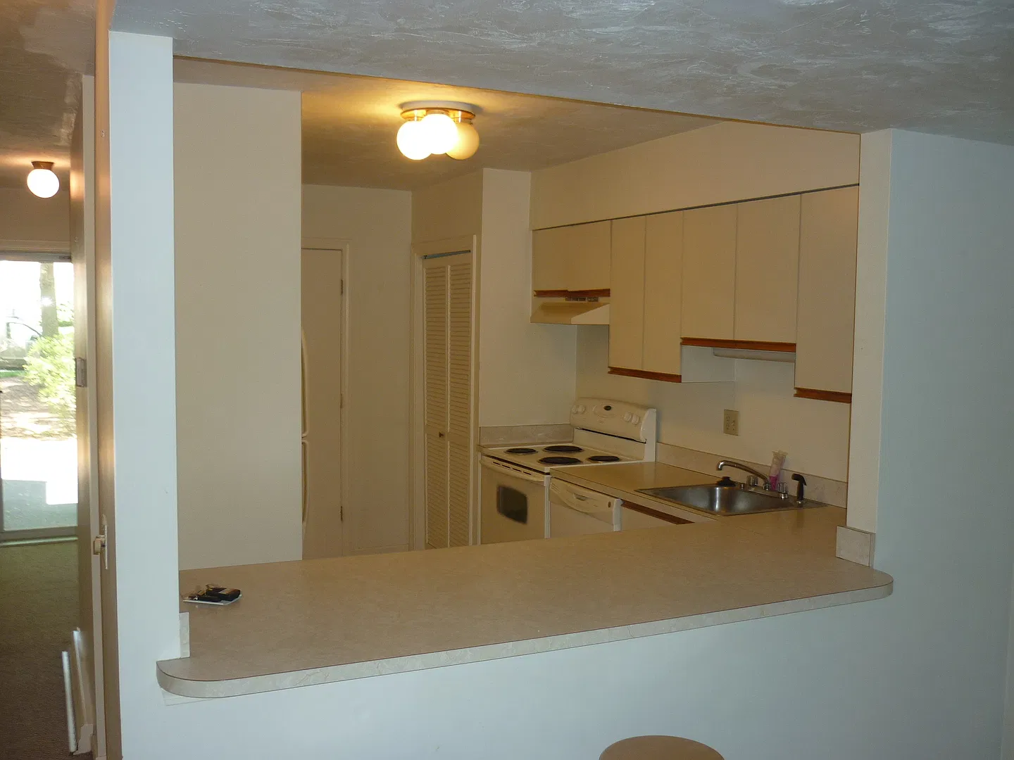 2 bedroom Ranch Style Townhouse — Photo 3