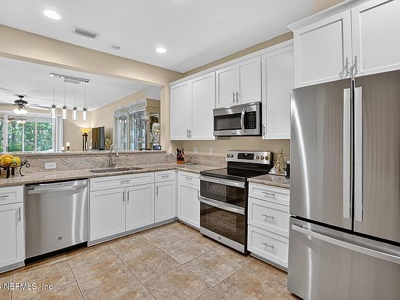 5th image of 4191 HIGHWOOD Drive