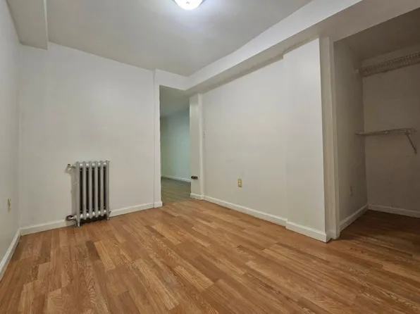 325 64th Street image 5 of 9