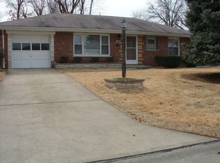 9428 Eucalyptus Dr, Saint Louis, MO
