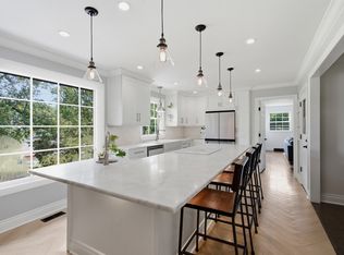 5329 Overton Rd, Nashville, TN 37220