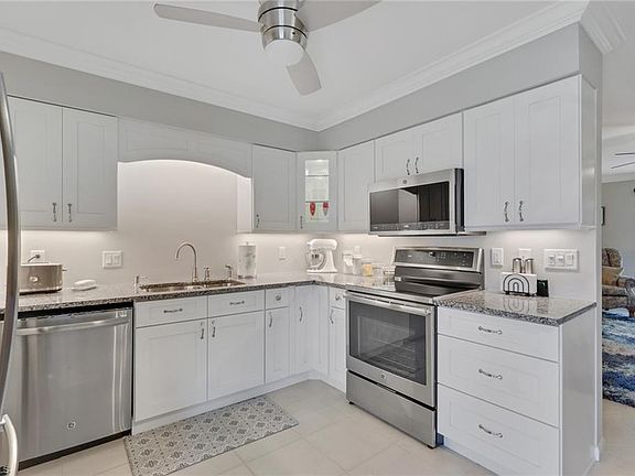 2nd image of 175 Crown DR #8