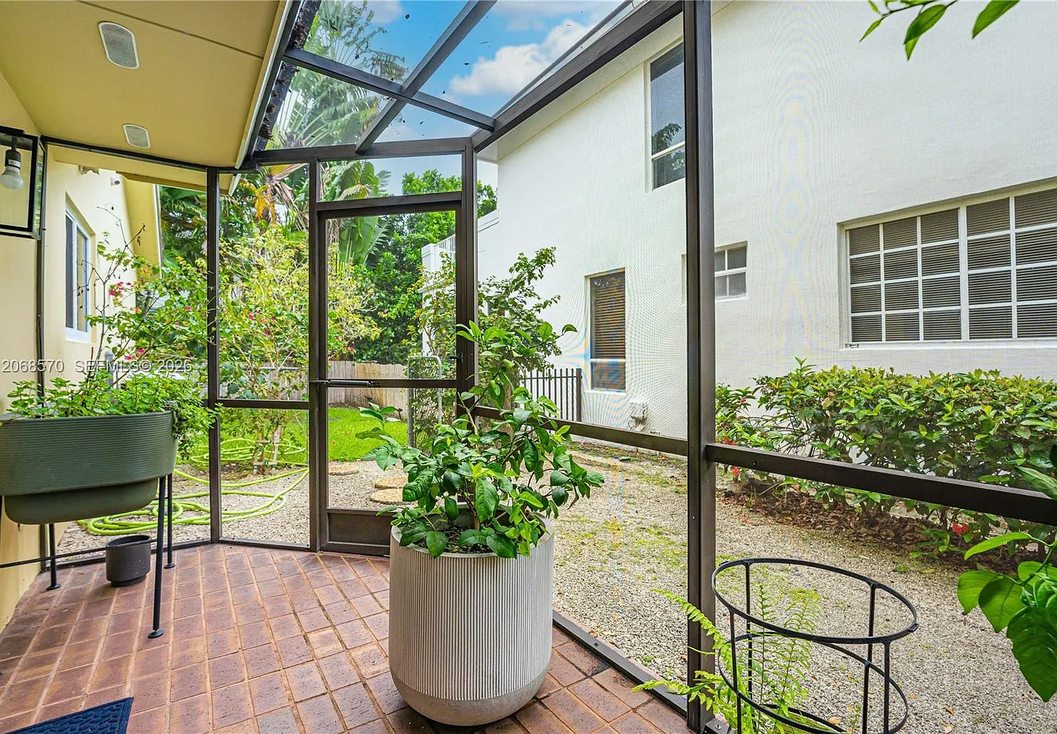 Coral Gables Riviera Sec — Photo 3