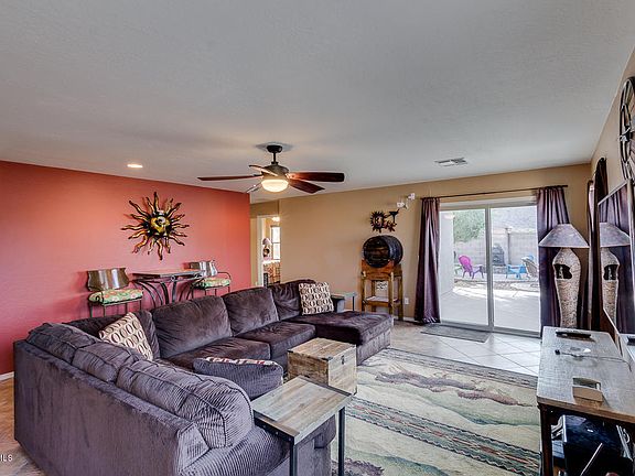 4th image of 33880 N Mercedes Dr