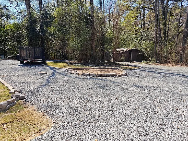 810 Wesleyan Dr — Photo 11